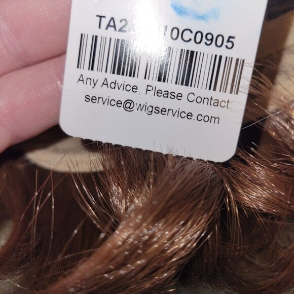 Wigsis Wig Auburn Brown Short Layer Cut Thick Soft Synthetic New - Picture 6 of 9